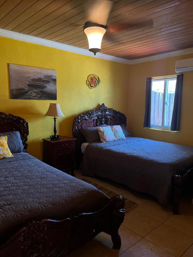 Bay Inn Estates Alice Town  Zewnętrze zdjęcie